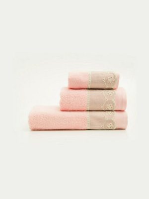 Σετ πετσέτες Pretty Borea. Διαστάσεις: πετσέτα 50x90cm, 30x50cm. Υλικό: 100% βαμβάκι. Χρώμα: ροζ.