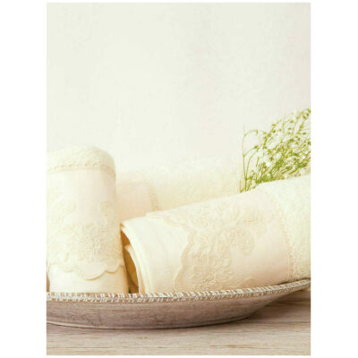 Σετ πετσέτες Victorian Borea. Διαστάσεις: πετσέτα 50x90cm, 30x50cm. Υλικό: 100% βαμβάκι. Χρώμα: εκρού.